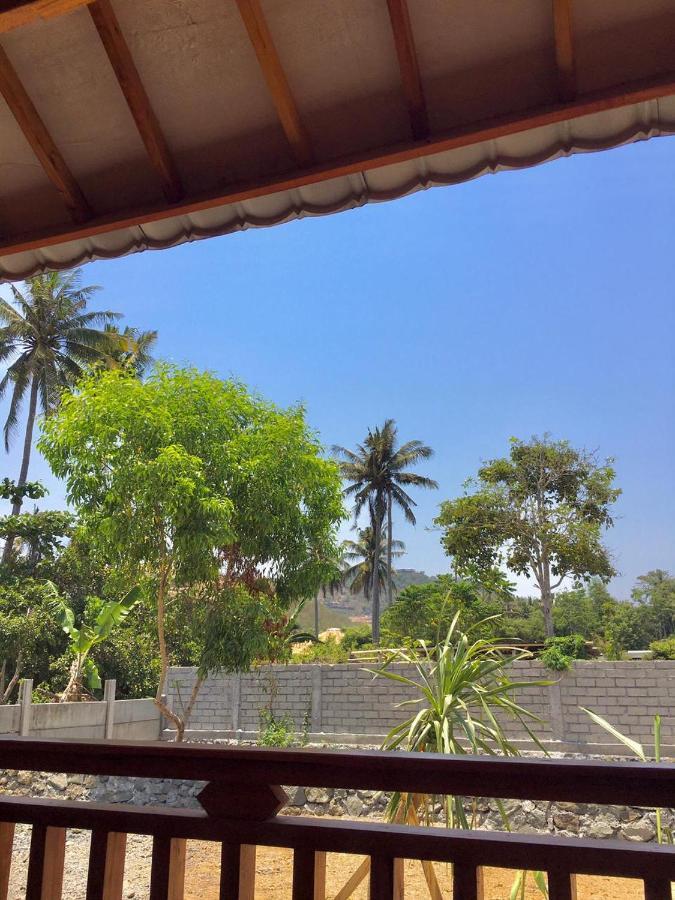 Mandalika Queen Hostel Kuta  Ngoại thất bức ảnh