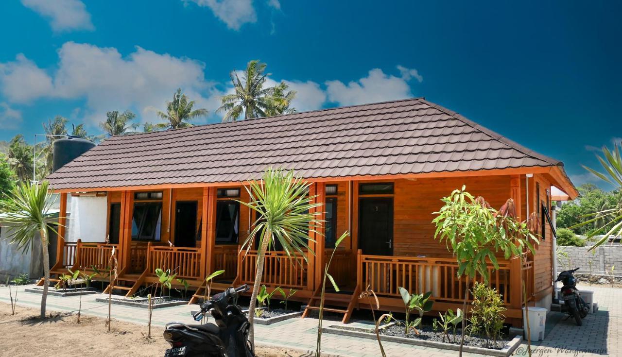 Mandalika Queen Hostel Kuta  Ngoại thất bức ảnh